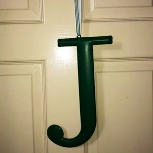 Initial hanger for door